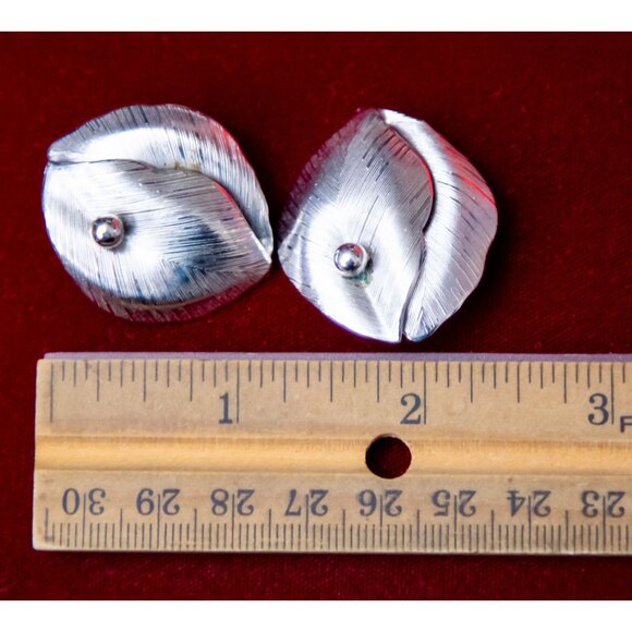 Vintage Whiting and Davis Co Silver Clip On Earrings - RG1 - Picture 9 of 9